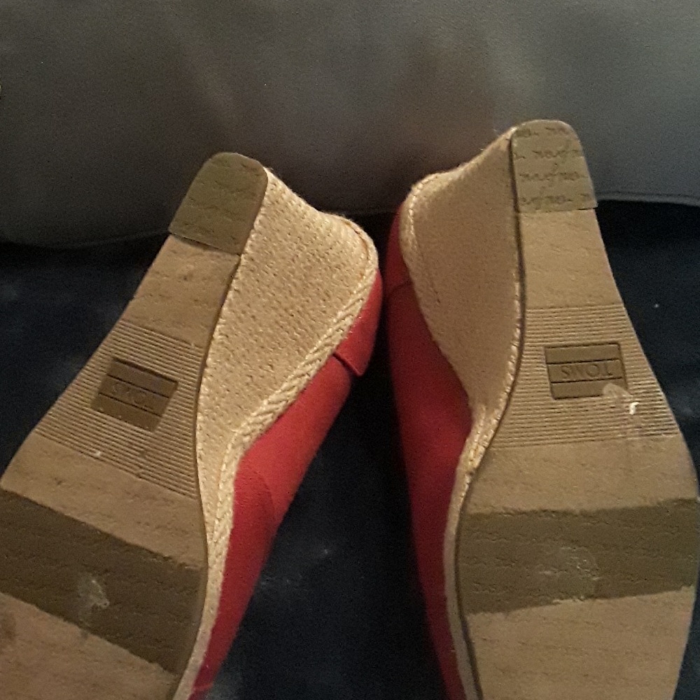 Red Toms - Picture 4 of 4